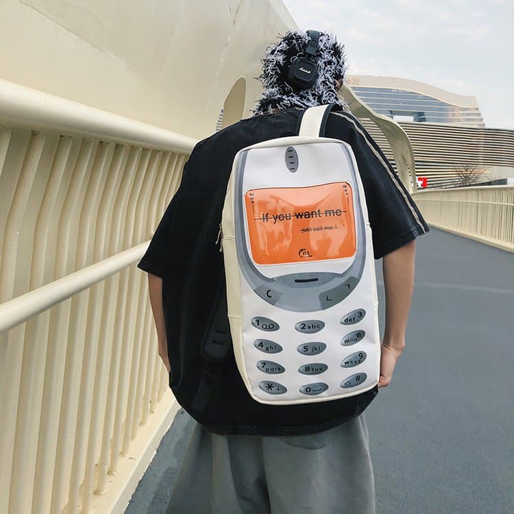 痛バッグ 携帯型レトロリュック