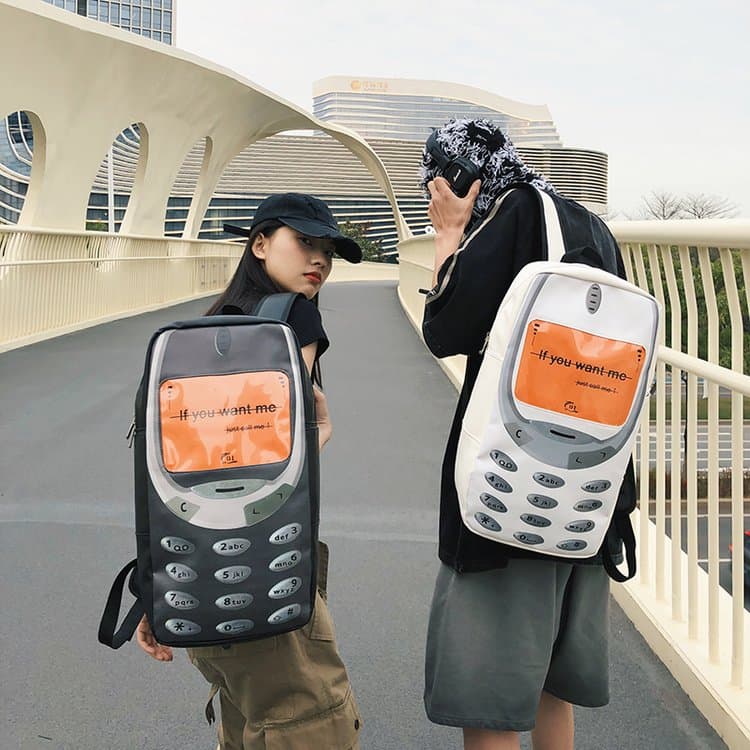痛バッグ 携帯型レトロリュック